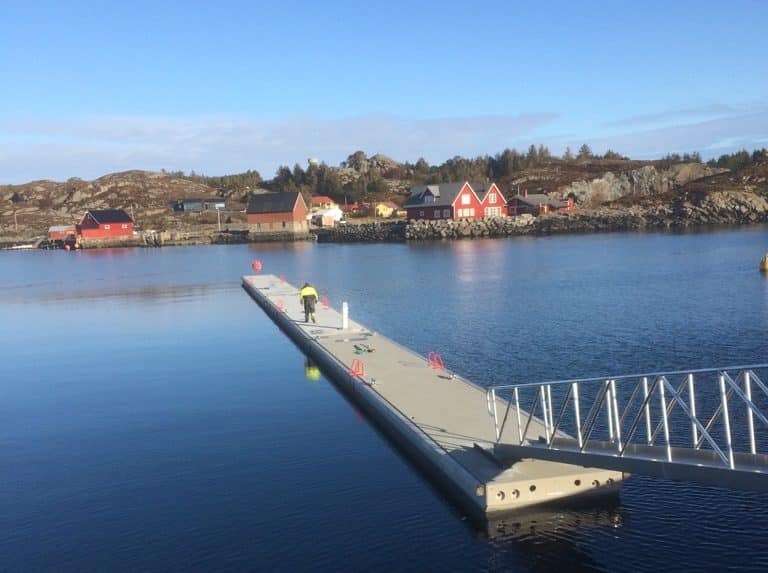 Sandøy Hamn flytebrygge